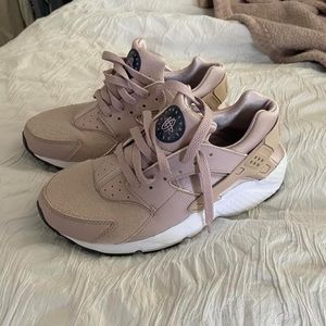 Rose gold huraches